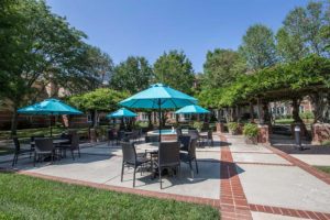 Clubhouse Courtyard Cafe