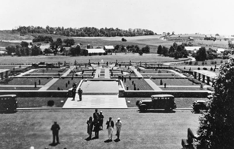 Vintage photo of Elizabethtown formal gardens